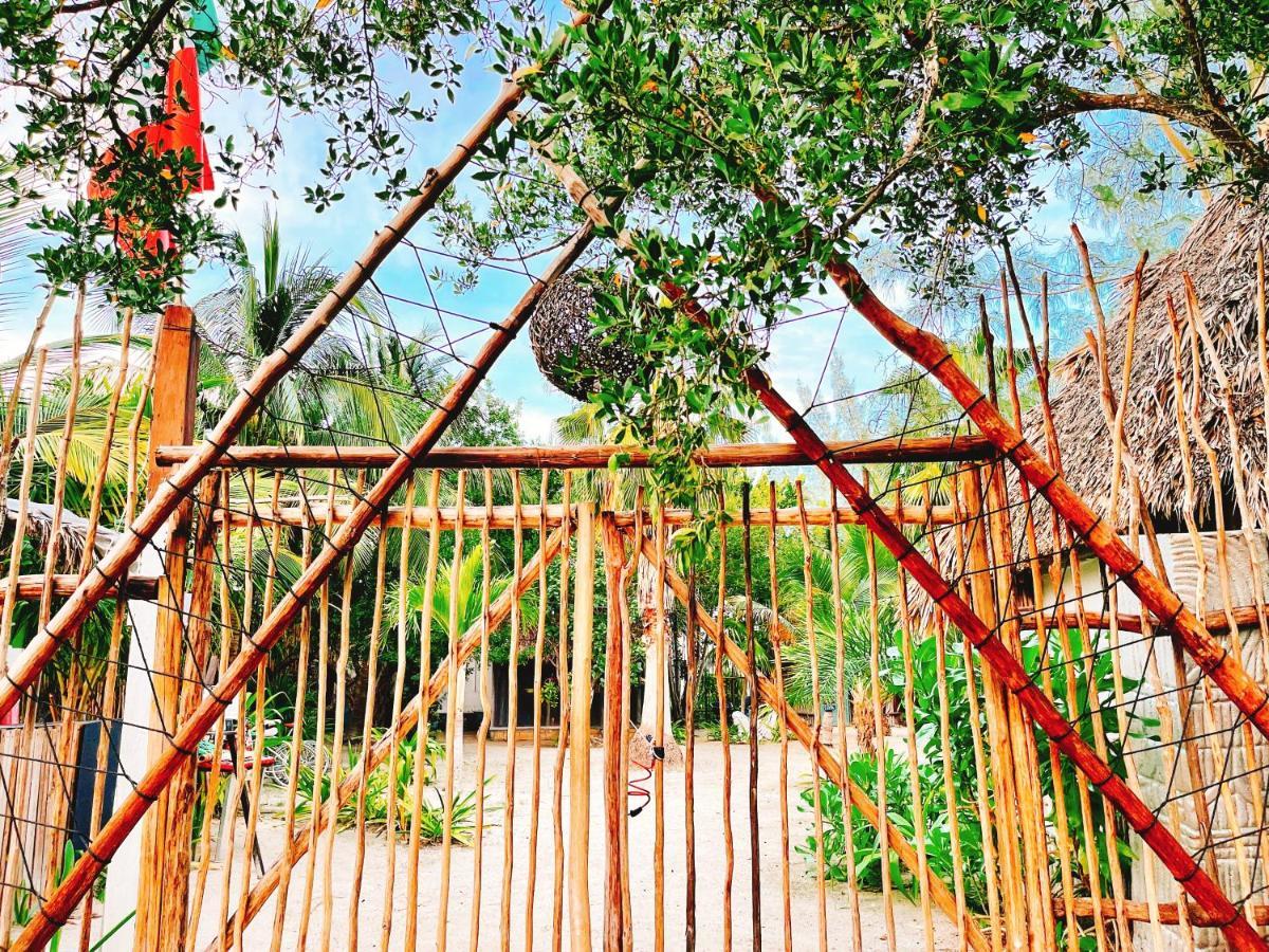 La Aldea Holbox Cabanas Y Camping Eksteriør bilde